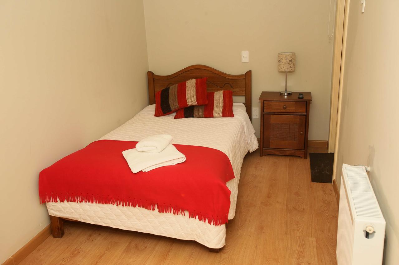 Hostal Y Departamentos Alcala Temuco Extérieur photo